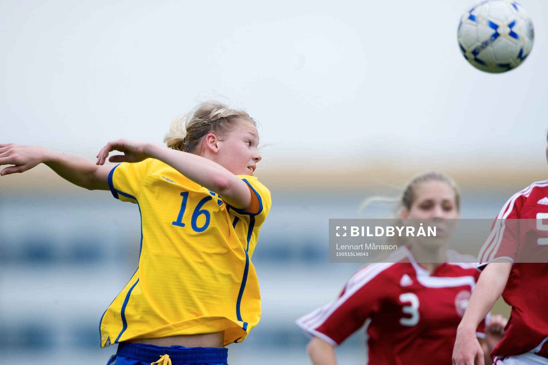 Nina Jakobsson, Sverige