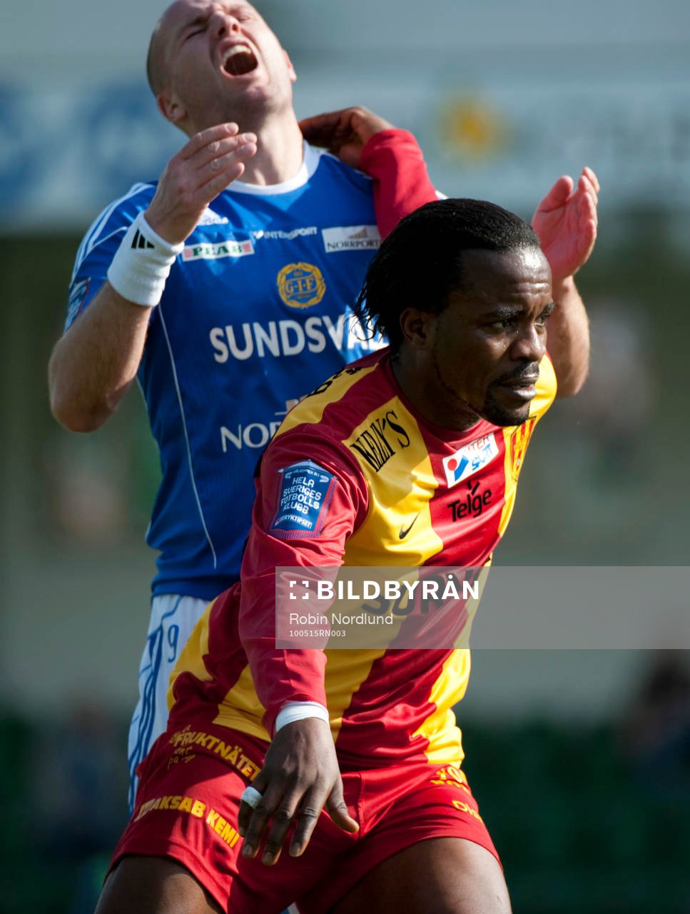 Peter Ijeh, Syrianska trycker till Jonas Wallerstedt,