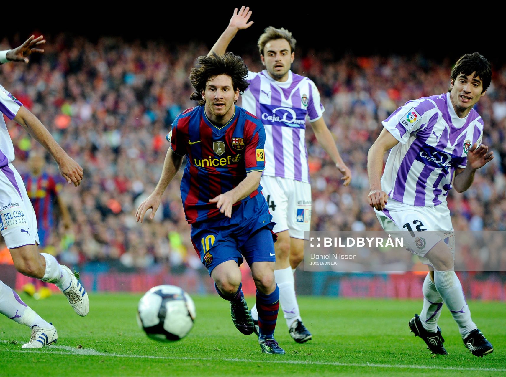 Lionel Messi, Barcelona tar sig igenom