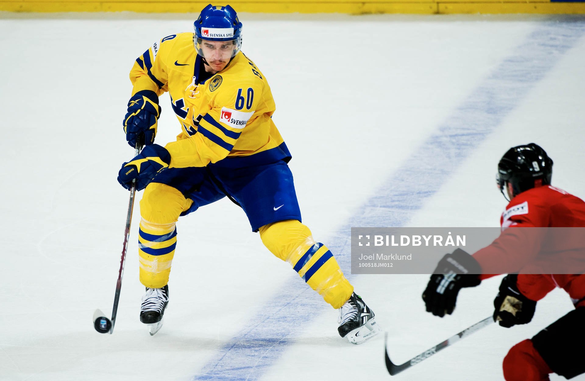 Mikael Backlund, Sverige