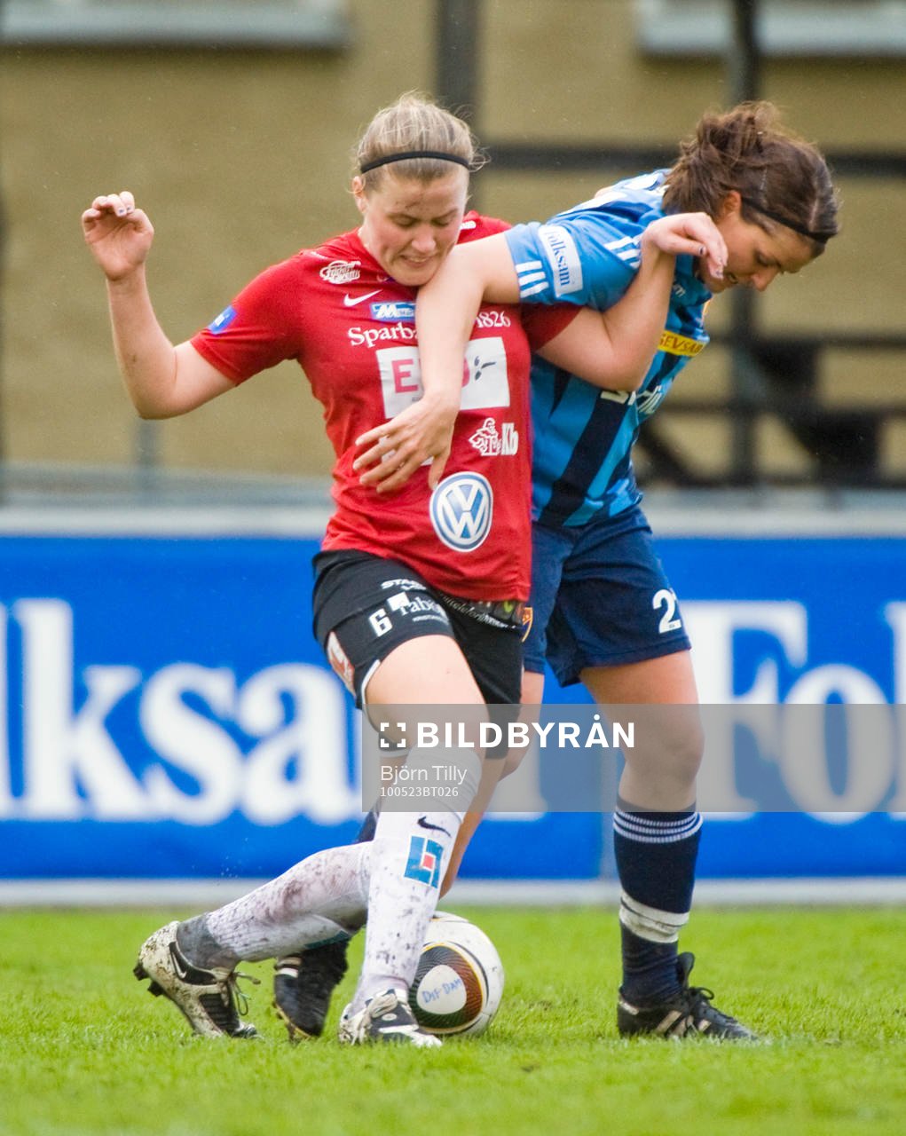 Katrin Omarsdottir, Kristianstad och Rebecca Johnson,