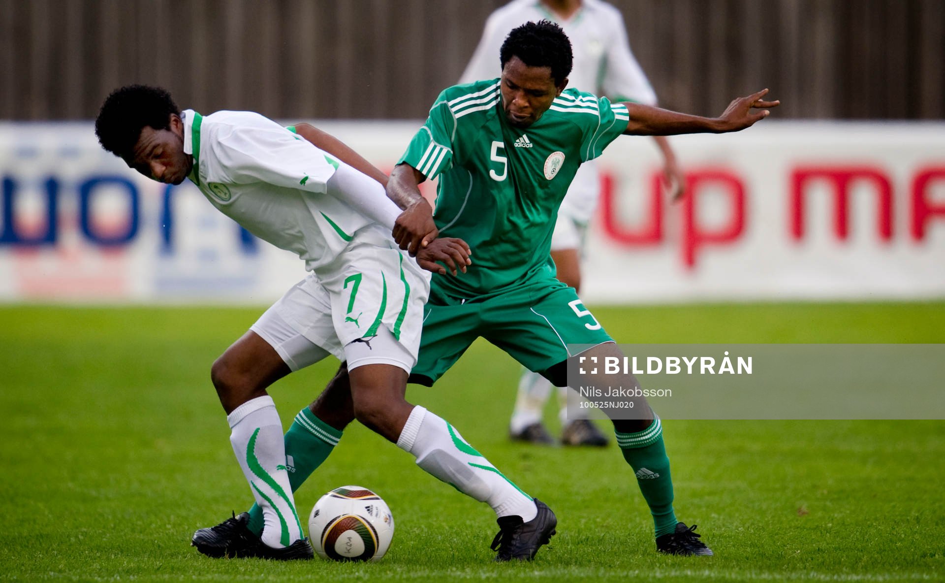 Al Mousa Kamil Saddik, Saudiarabien, Suswam Peter, Nigeria