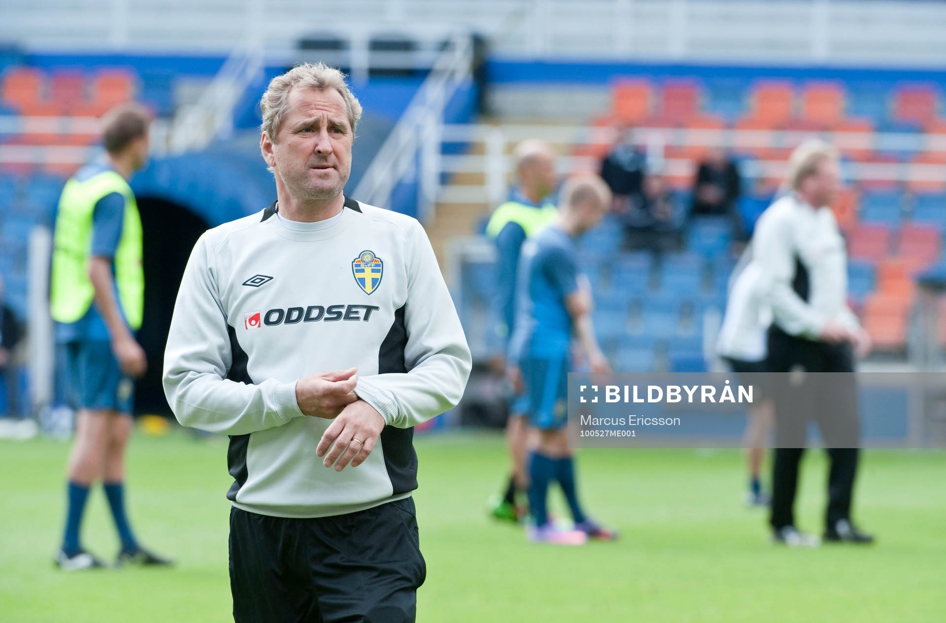Träning på Råsunda. Erik Hamrén, förbundskapten