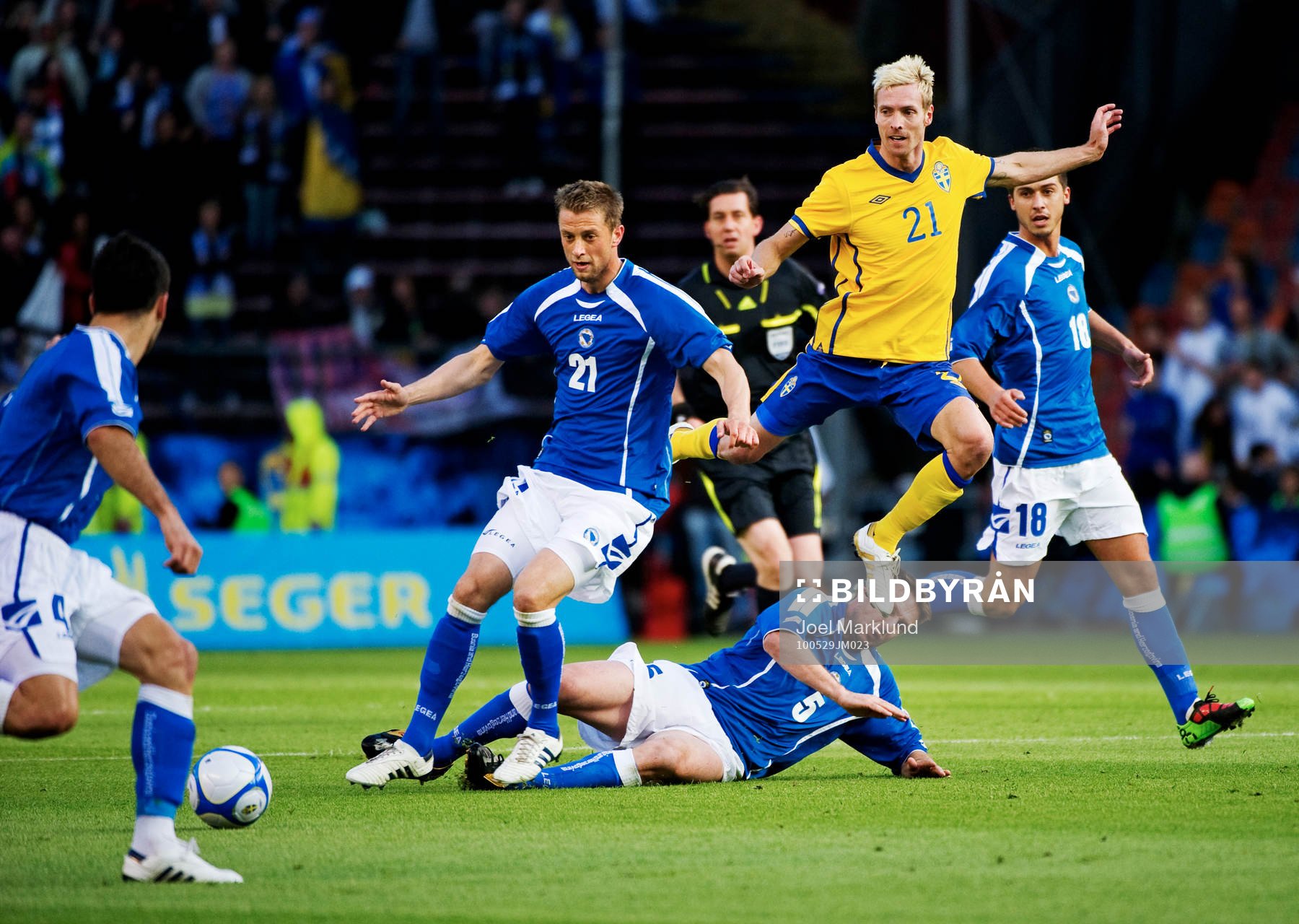 Adnan Mravac och Samir Muratovic, Bosnien, stoppar