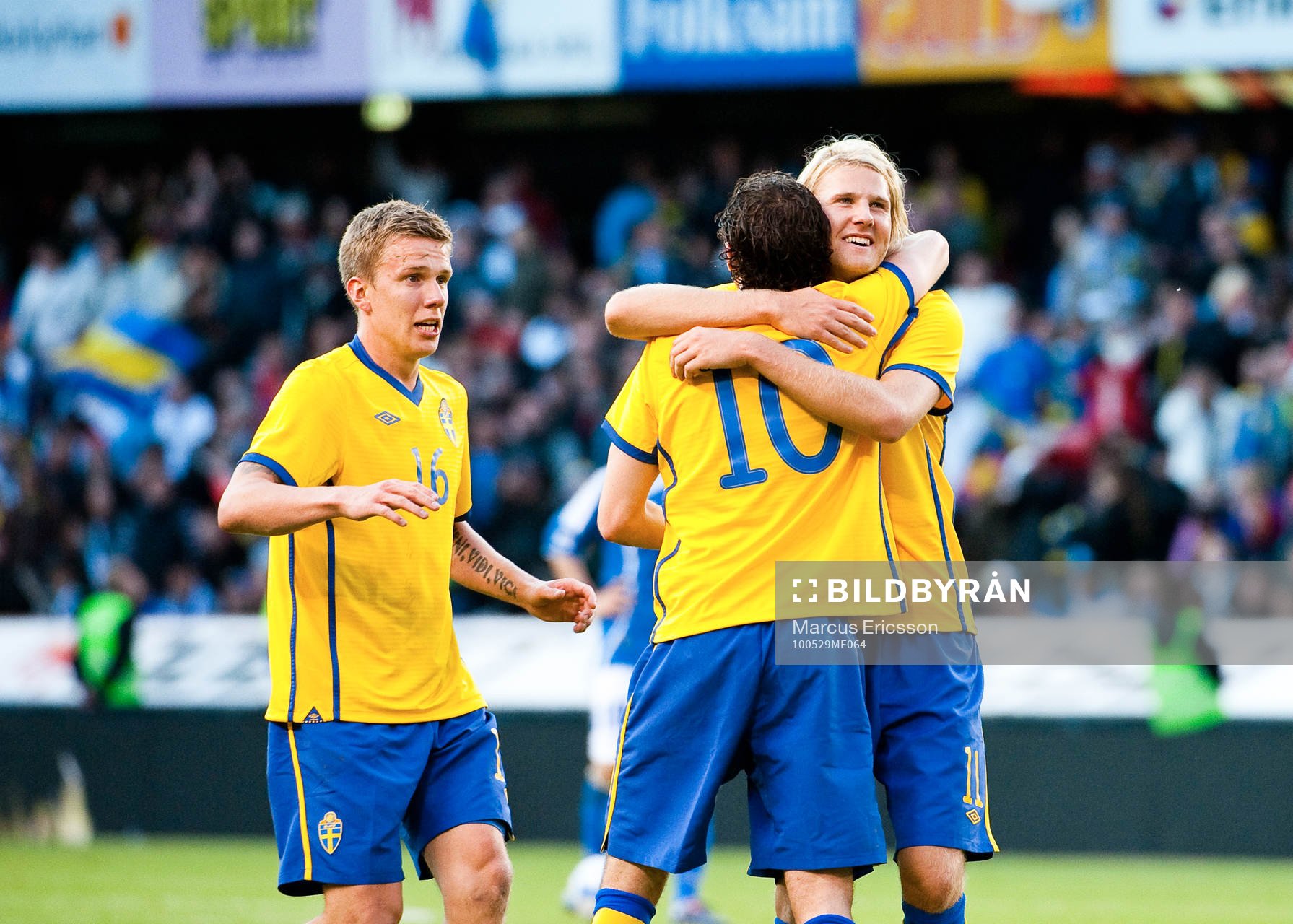 Pontus Wernbloom och Ola Toivonen möter upp Marcus Berg,