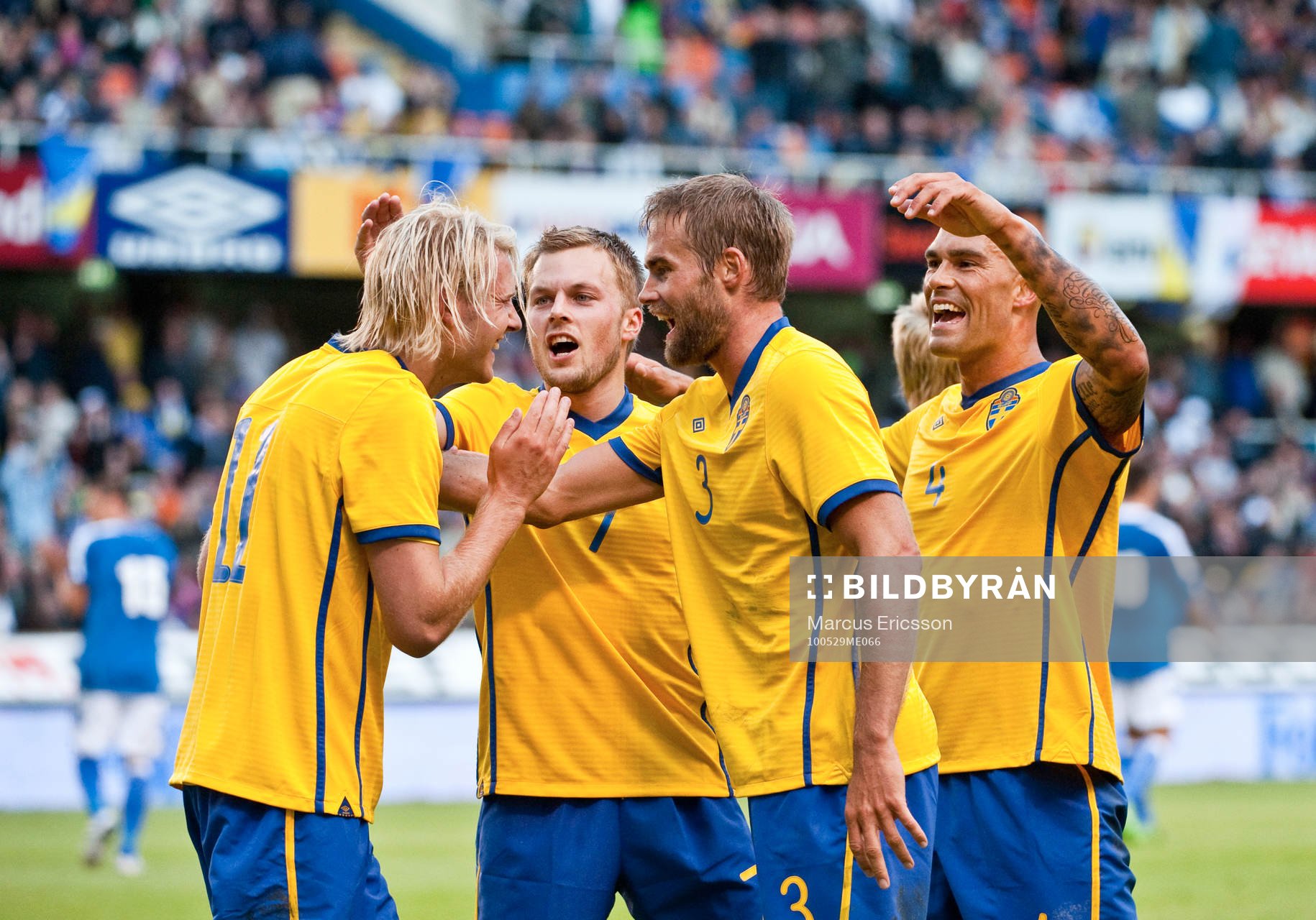 Ola Toivonen, jublar tillsamman med Sebastian Larsson, Olof