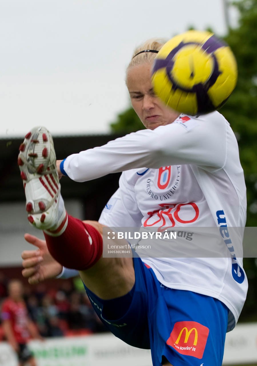 Edda Gardarsdottir, Örebro