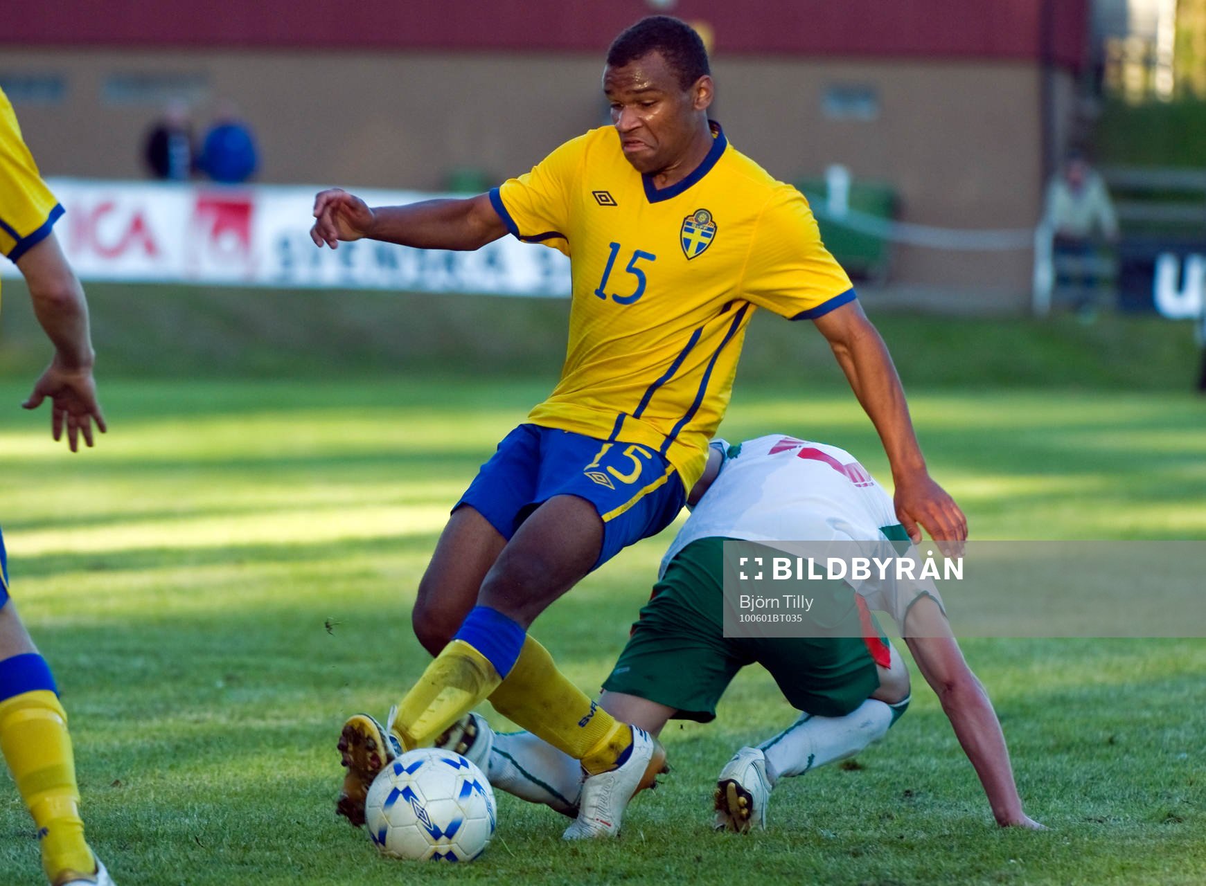 Serge-Junior Ngouali, Sverige