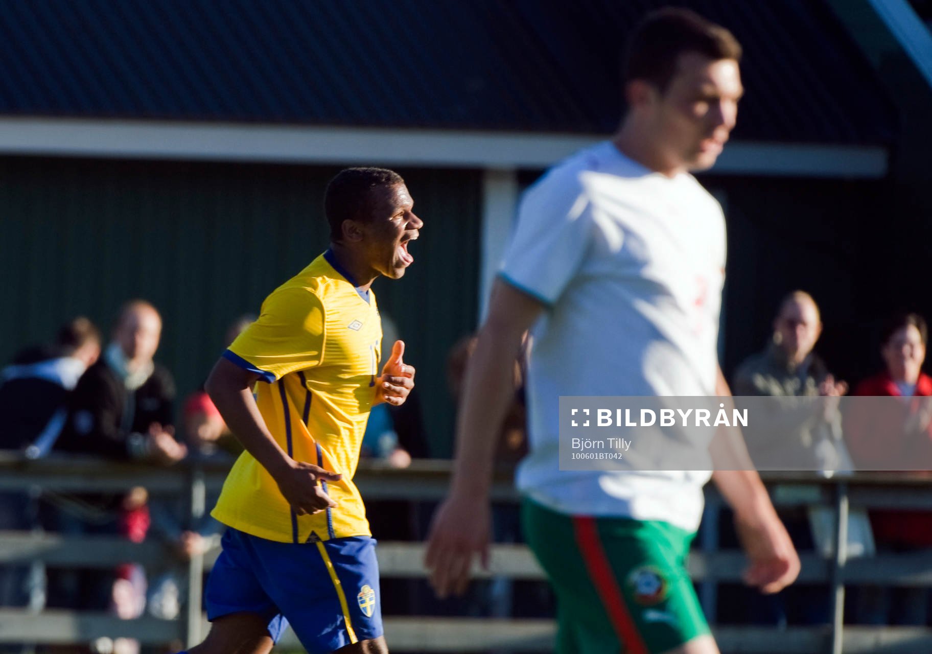  Serge-Junior Ngouali, Sverige, glädje, jubel
