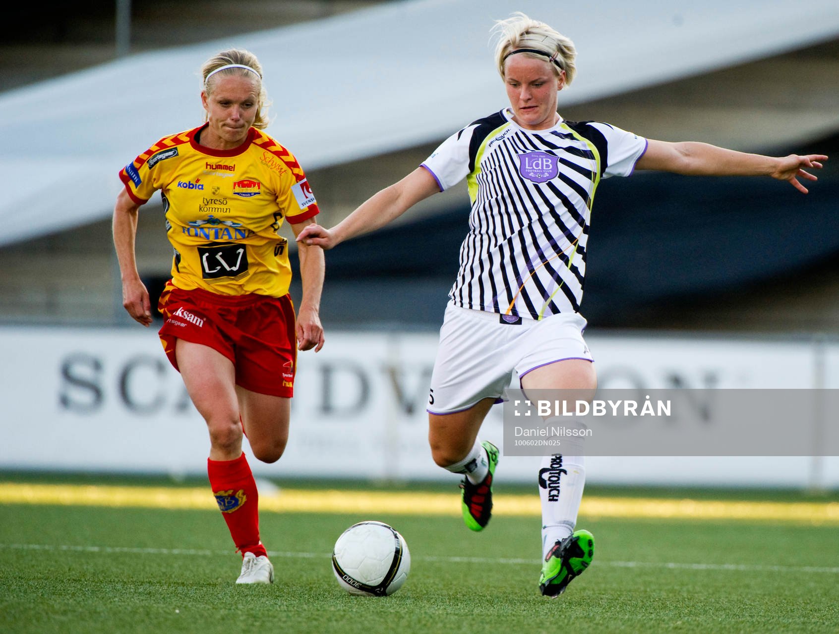 Nilla Fischer, Ldb och Elin Ekblom Bak, Tyresö