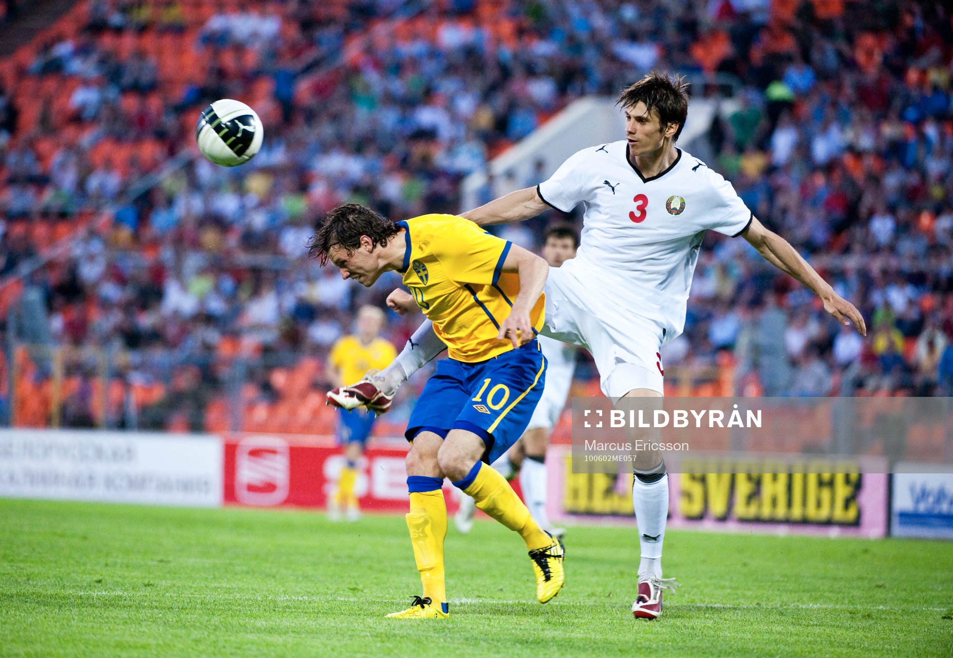 Marcus Berg, Sverige och Alexandr Martynovich, Vitryssland