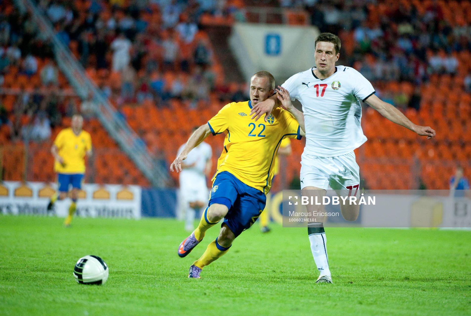 Daniel Larsson, Sverige och Sergei Sosnovsky, Vitryssland