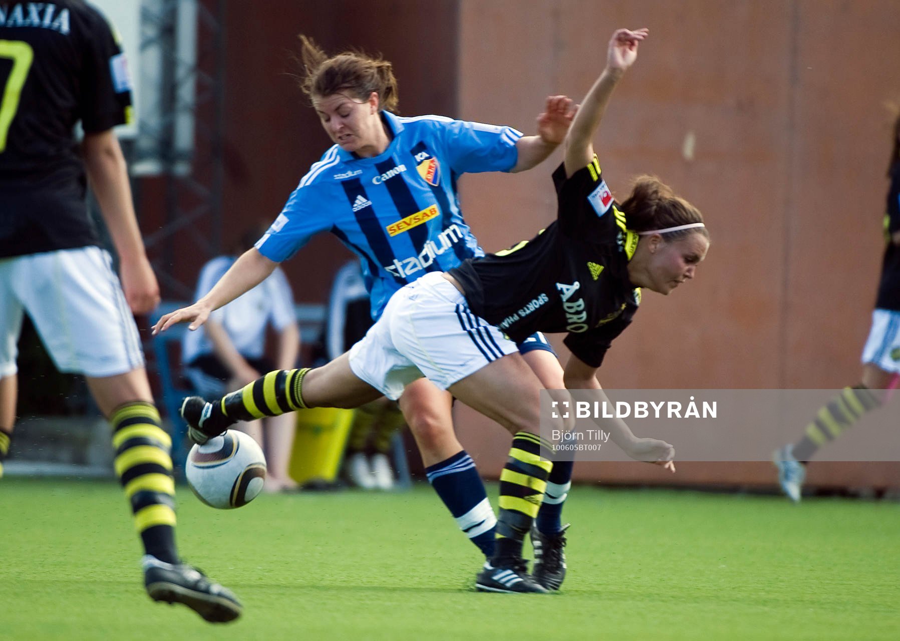 Rebecca Johnson, Djurgården och Emilia Appelqvist, AIK