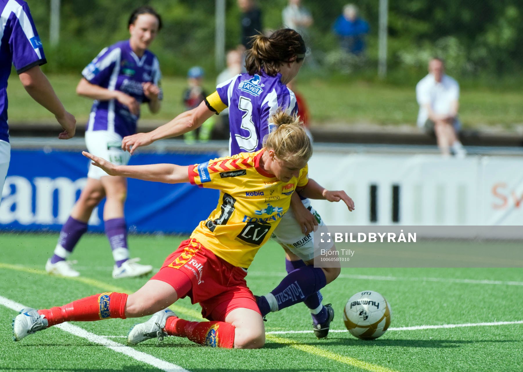 Kirsten van de Ven, Tyresö och Frida Höglund, Jitex