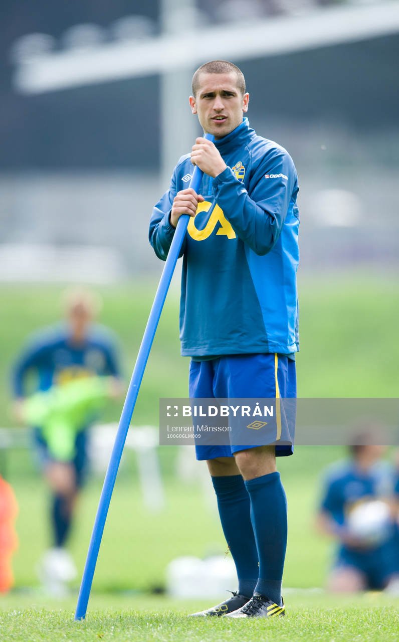 Emir Bajrami, Sverige