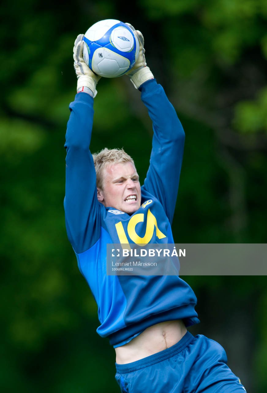 Peter Abrahamsson, Sverige