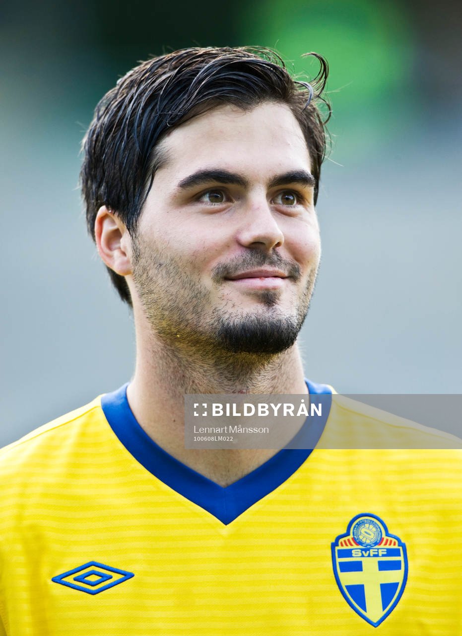 Denni Avdic, porträtt
