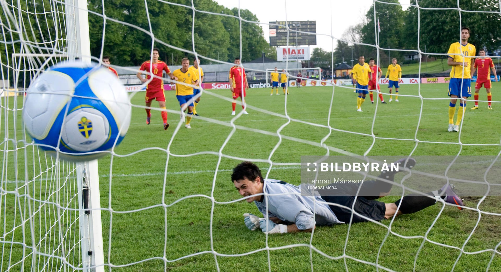 Straff, 1-0, Denni Avdic