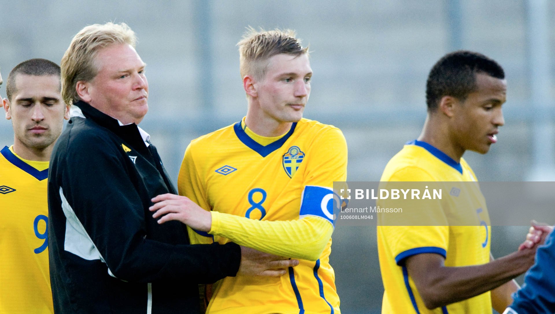 Jörgen Lennartsson ingriper i bråket mellan Sebastian