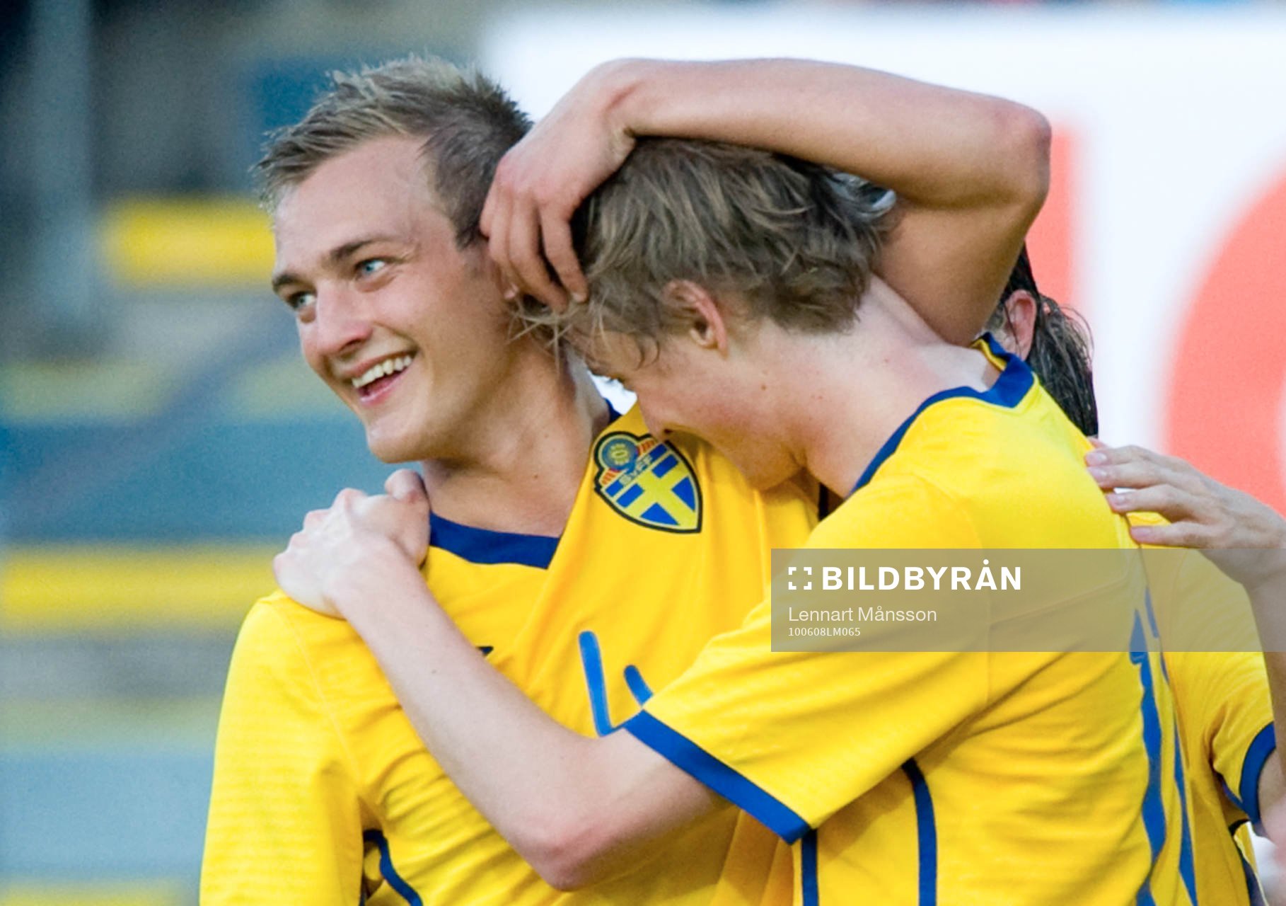 2-0, Rasmus Jönsson, som grattas av klubbkompisen Joel