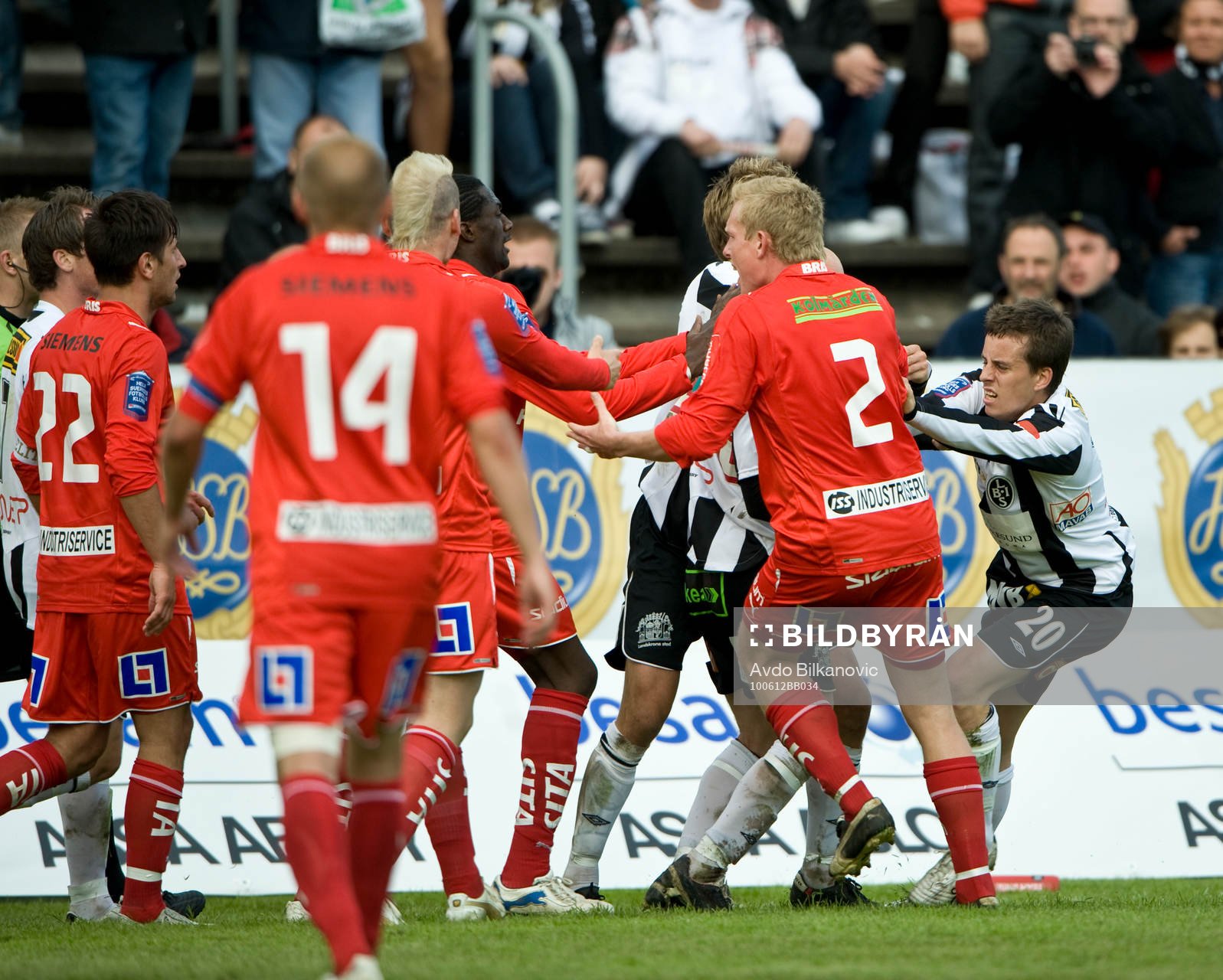 Bråk mellan Landskrona och Norrköping spelare