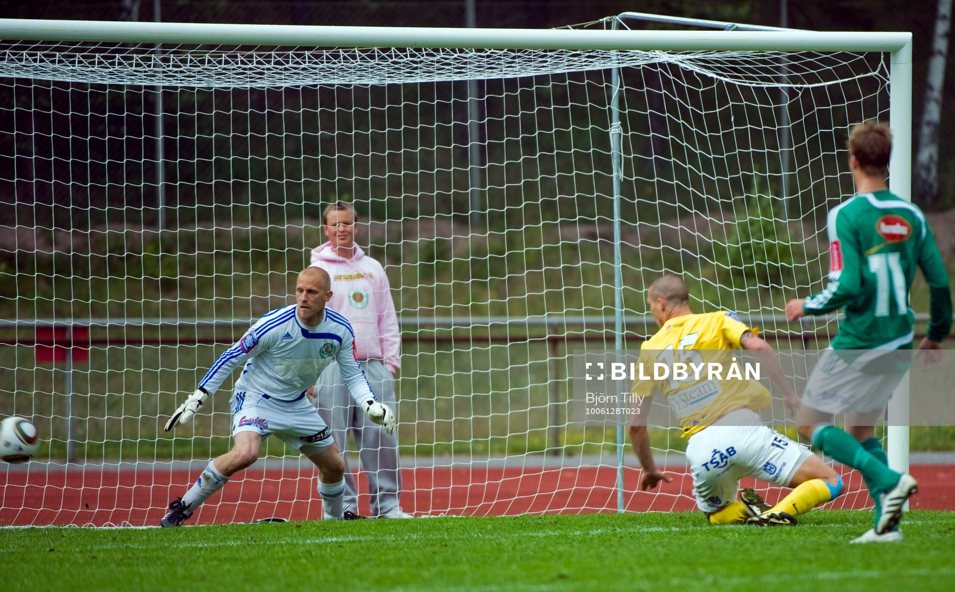 Pär Cederqvist, Jönköping nickar in 2-2 på Thomas