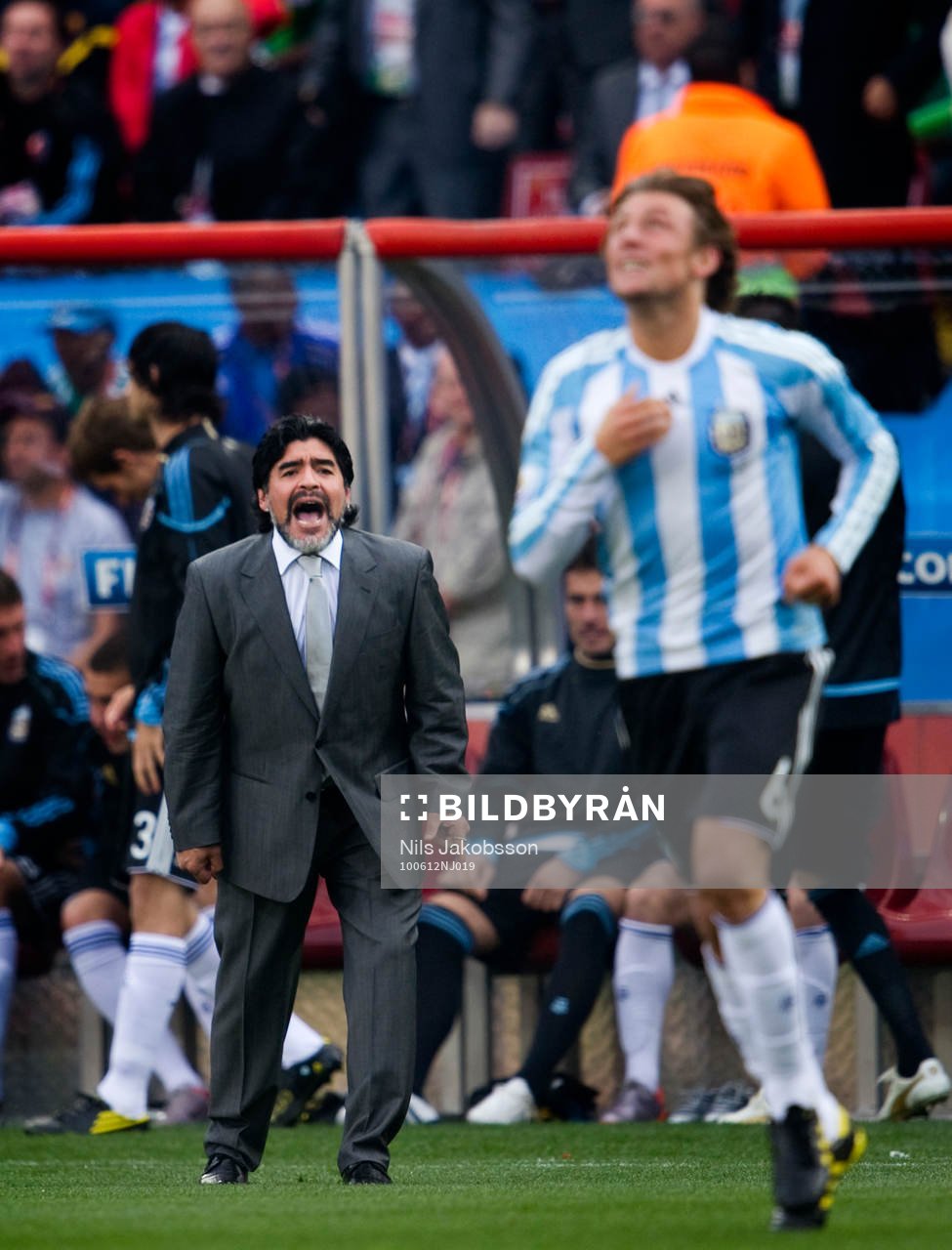 Gabriel Heinze och Diego Maradona, Argentina, jubel