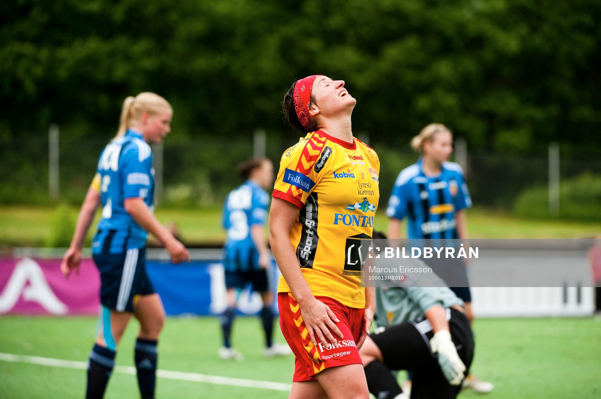 Azra Durakovic, Tyresö deppar
