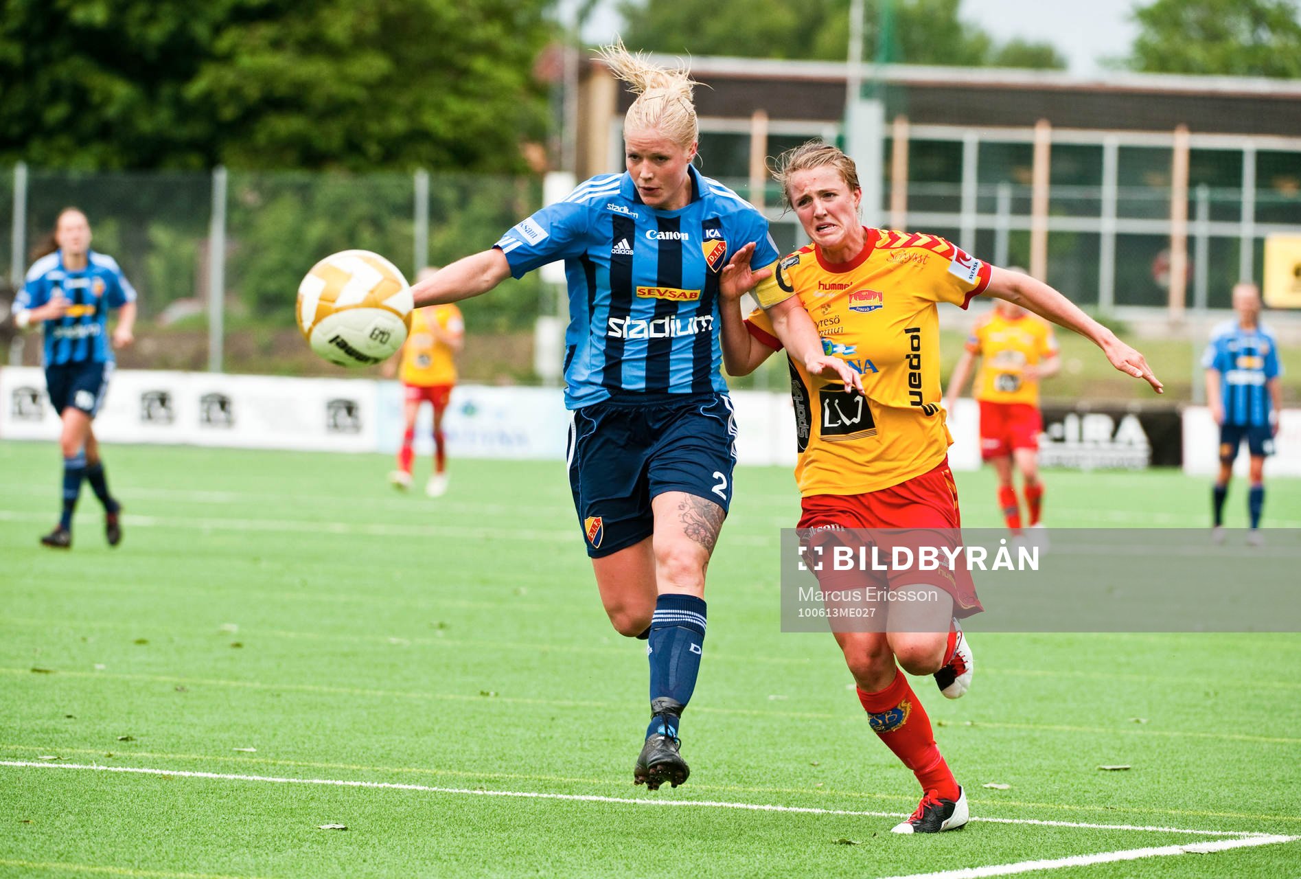  Elin Cederroos, Djurgården och Kirsten van de Ven, Tyresö