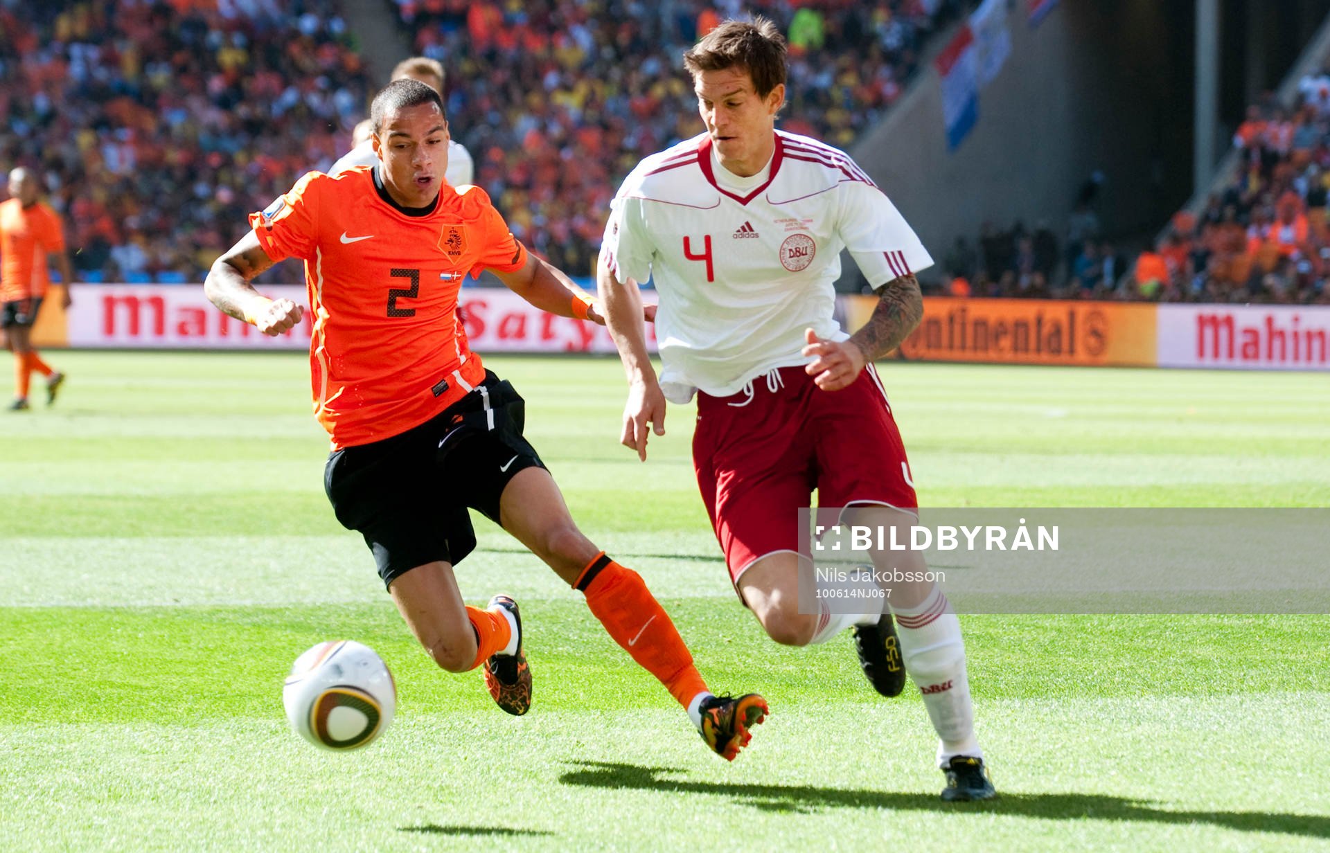 Gregory van der Wiel, Holland, Daniel Agger, Danmark