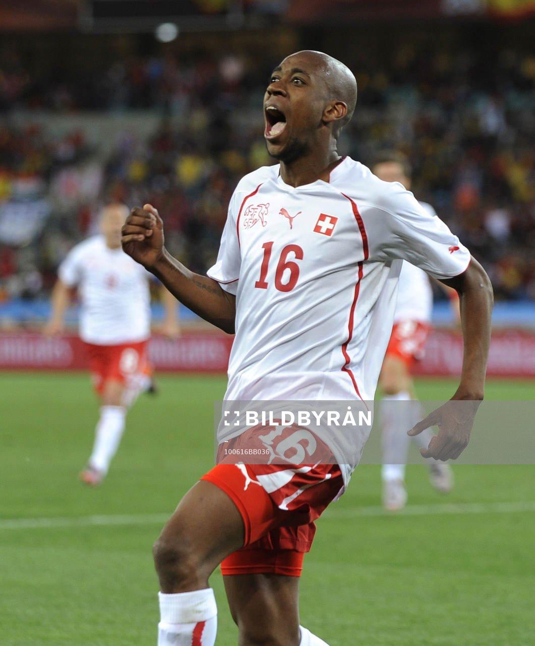 Gelson Fernandes, glädje och jubel över 0-1 till Schweiz