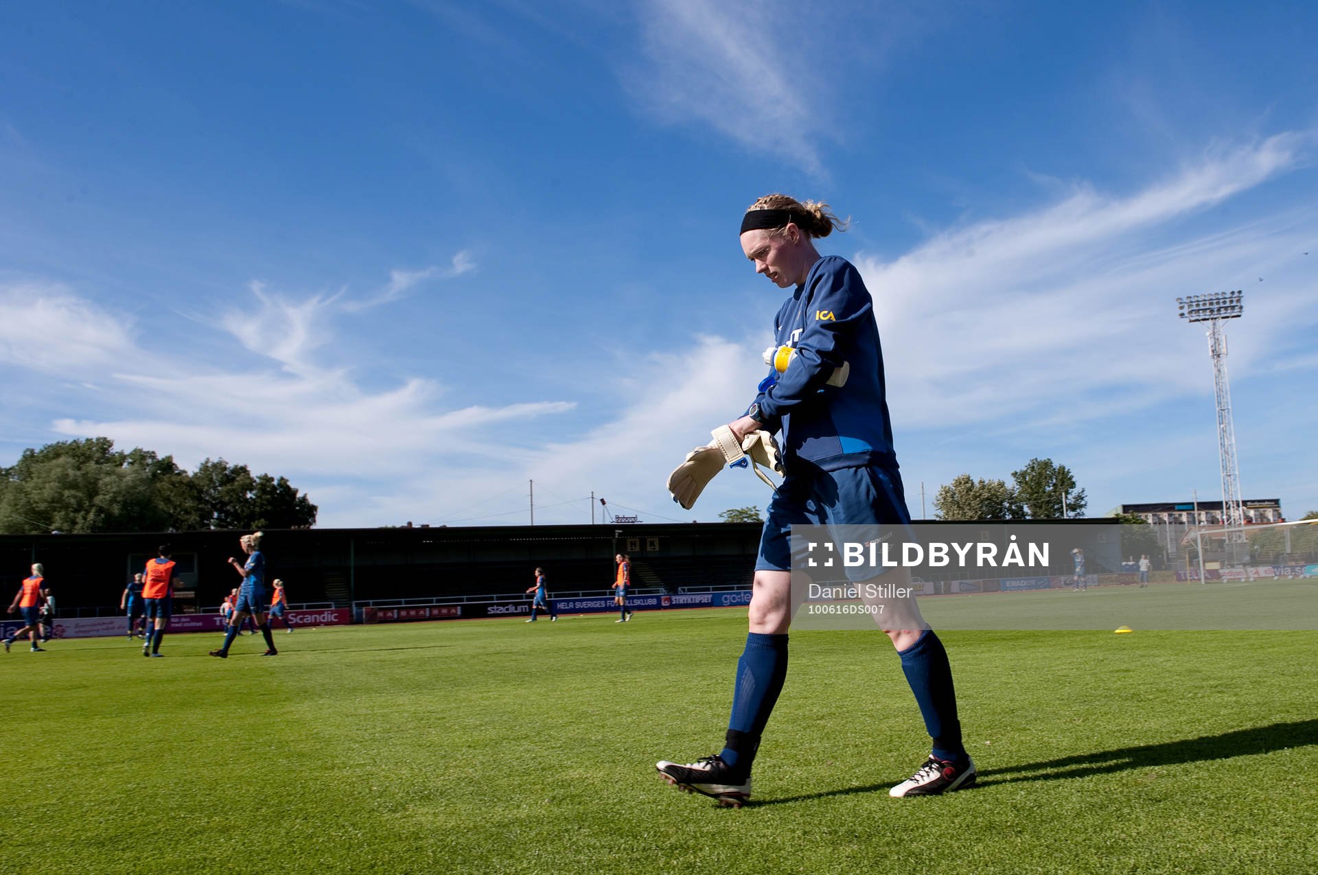 Hedvig Lindahl, målvakt