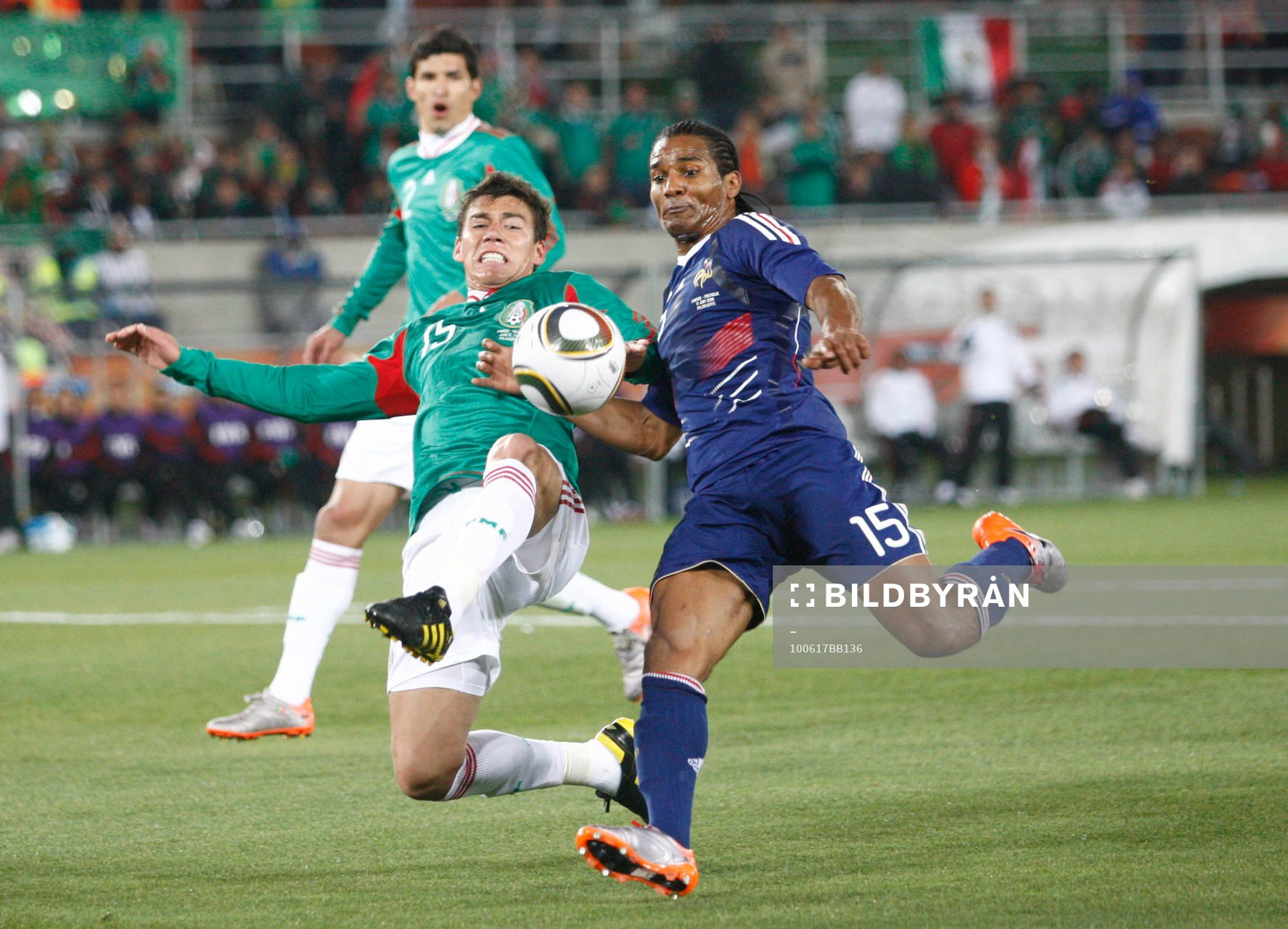Hector Moreno, Mexico och Florent Malouda, Frankrike