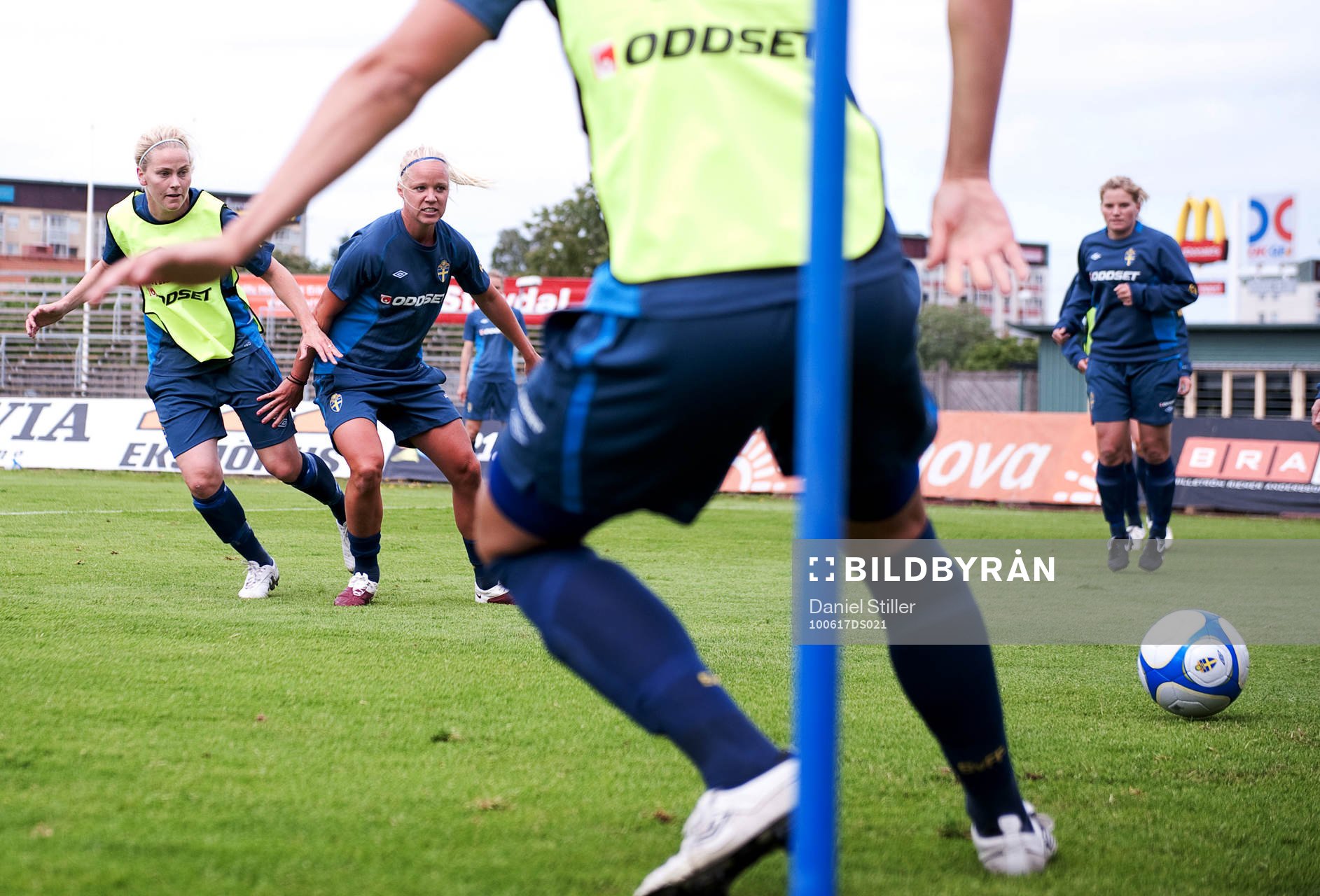 Lisa Ek, Caroline Seger, mfl