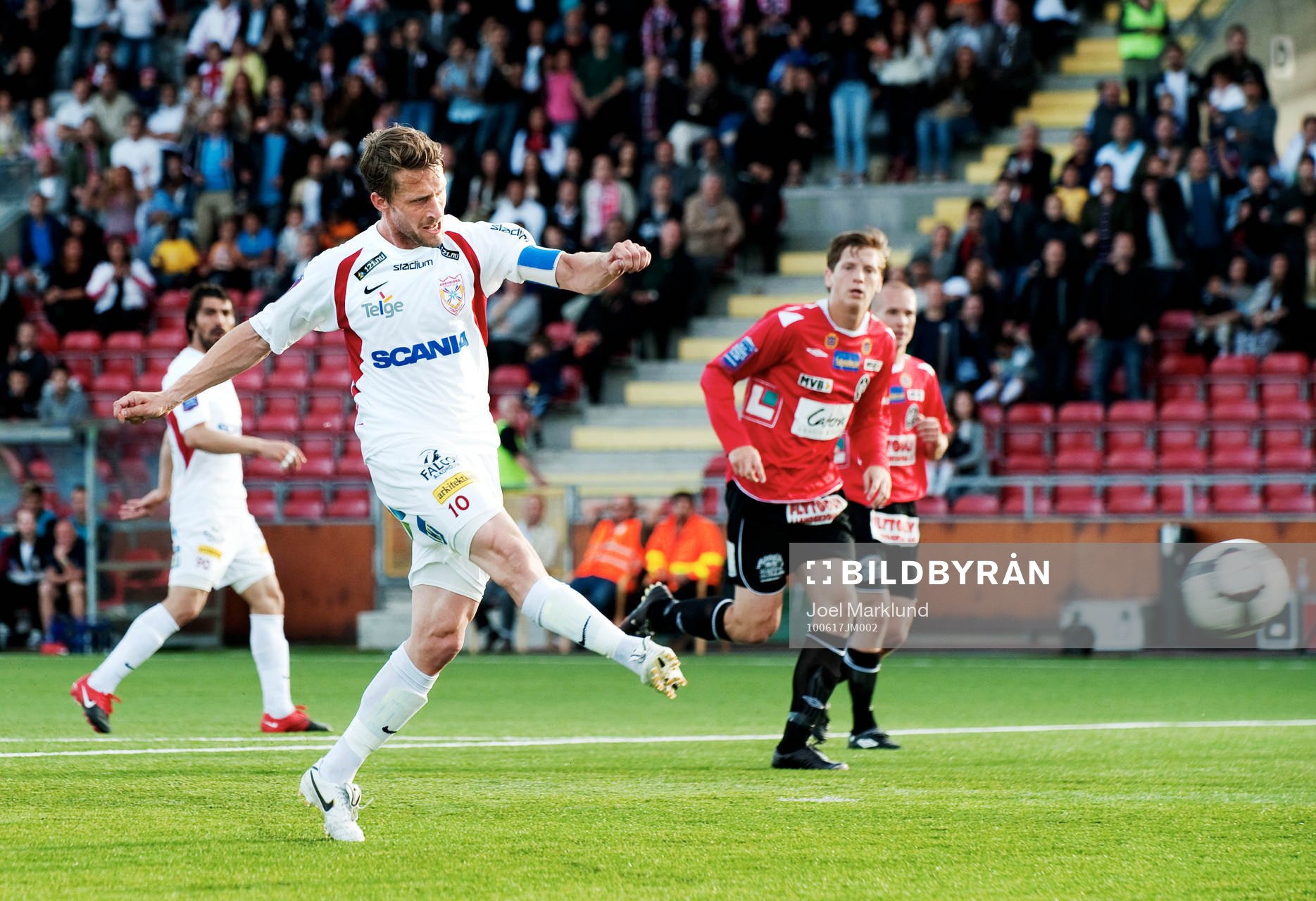 Göran Marklund, Assyriska, skjuter in 3-1