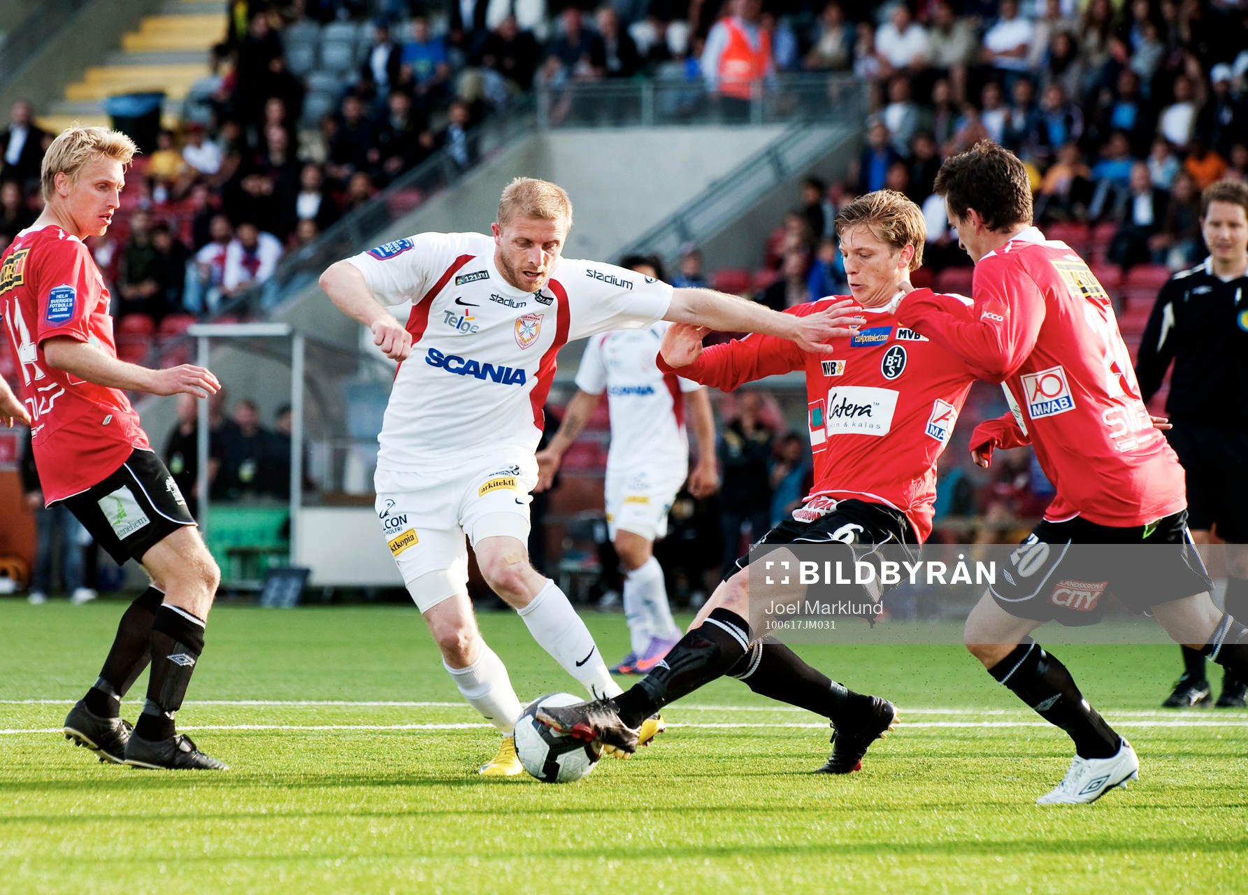 Xhevdet Llumnica, Assyriska, dribblar sig igenom