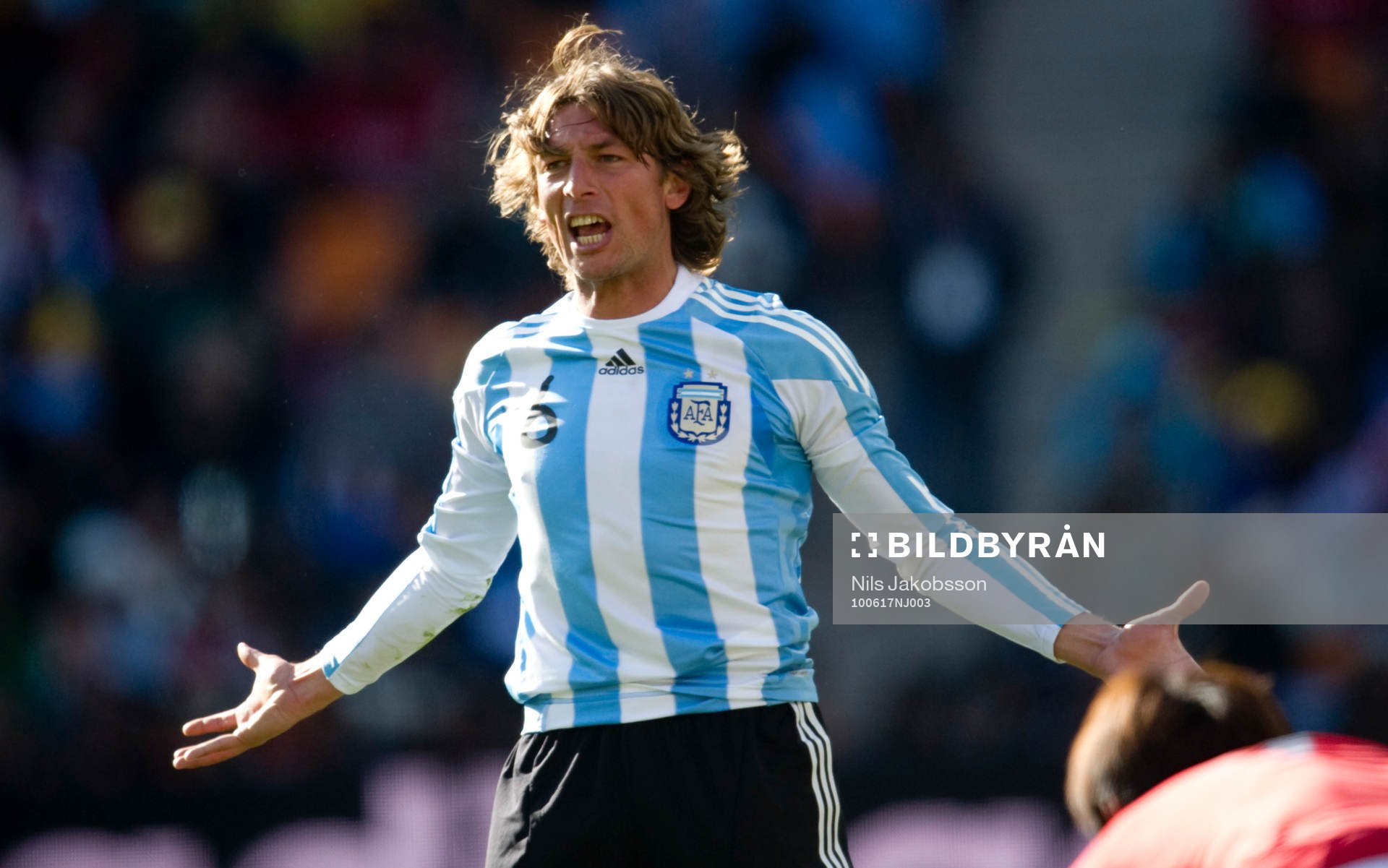 Gabriel Heinze, Argentina förstår inte varför han varnas