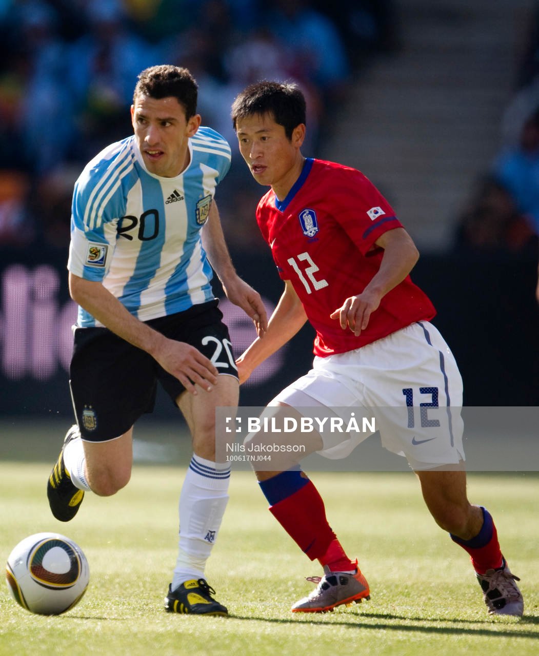 Maxi Rodriguez, Argentina och Lee Young Pyo, Sydkorea