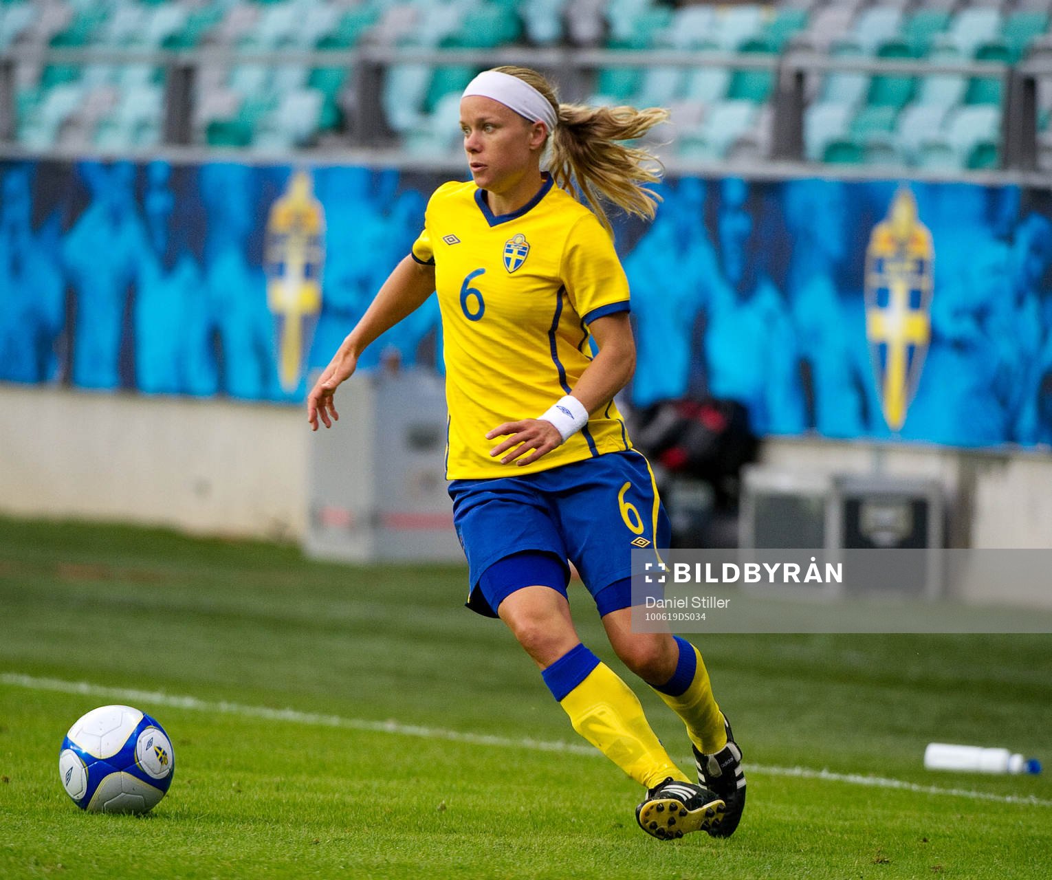 Sara Thunebro, Sverige