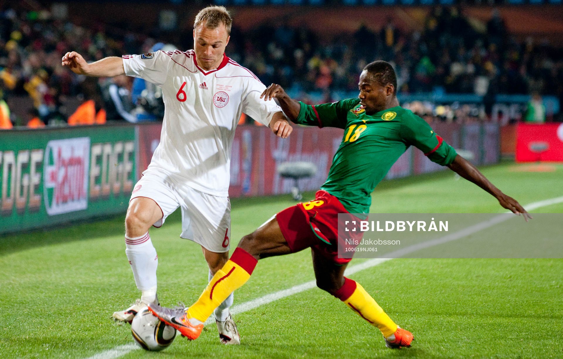 Lars Jacobsen, Danmark, Eyong Enoh, Kamerun