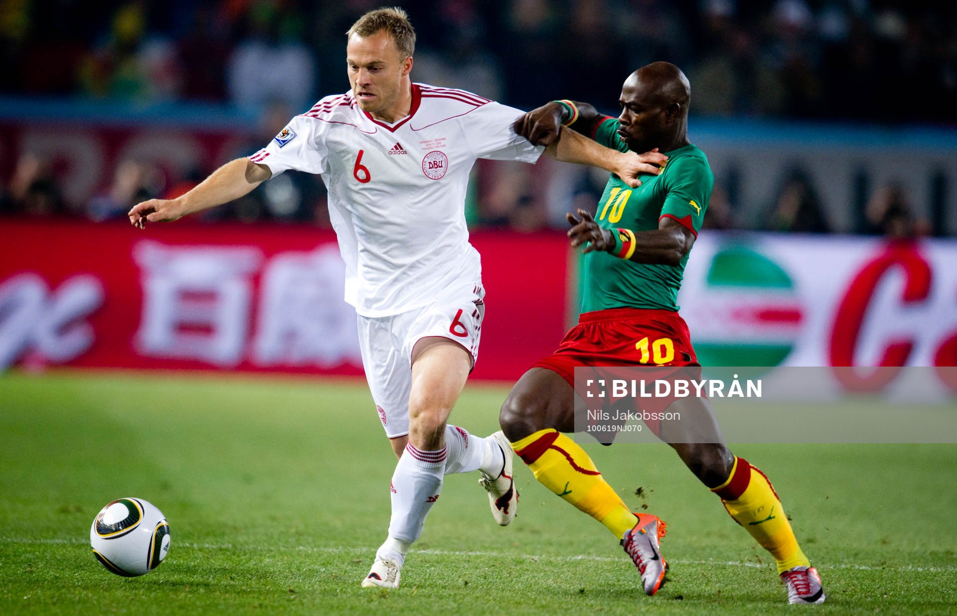 Lars Jacobsen, Danmark, Achille Emana, Kamerun
