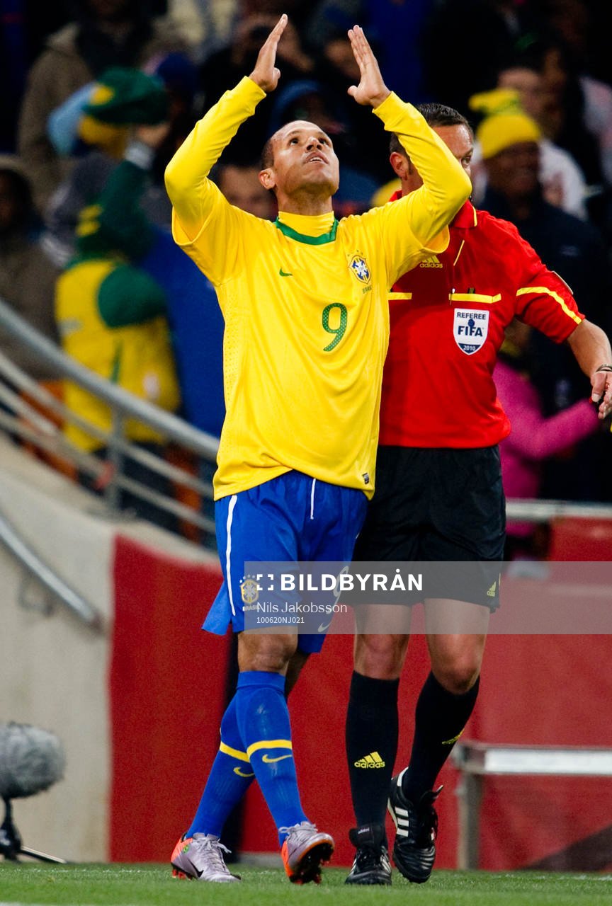  Luis Fabiano, Brasilien jubel.