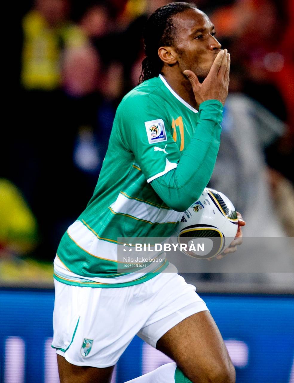  Didier Drogba, Elfenbenskusten jubel.