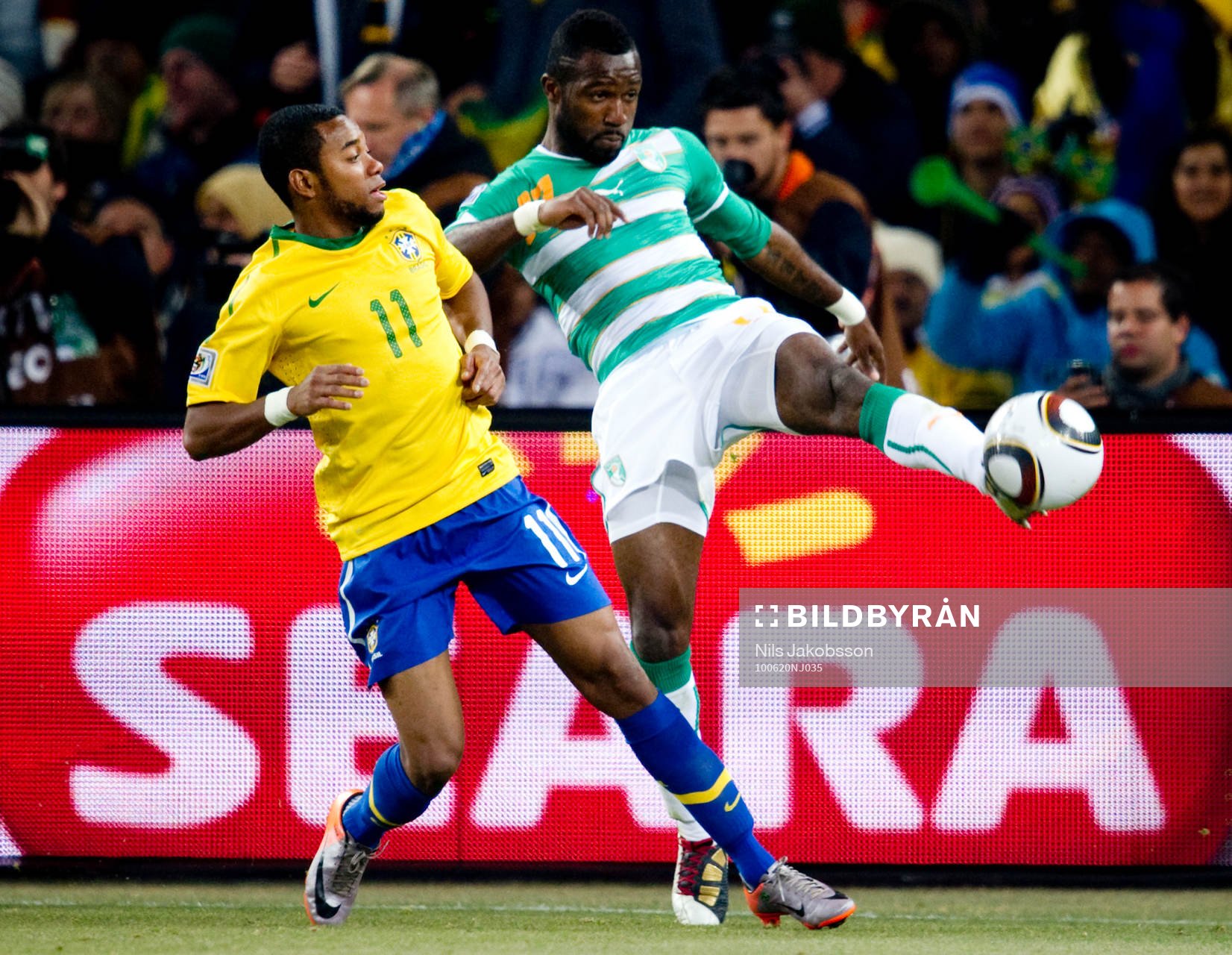 Robinho, Brasilien, Siaka Tiéné, Elfenbenskusten
