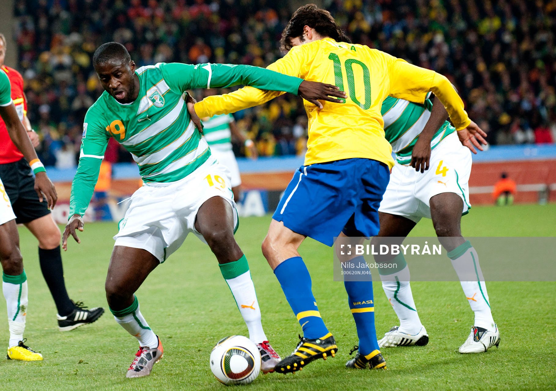 Yaya Touré, Elfenbenskusten
