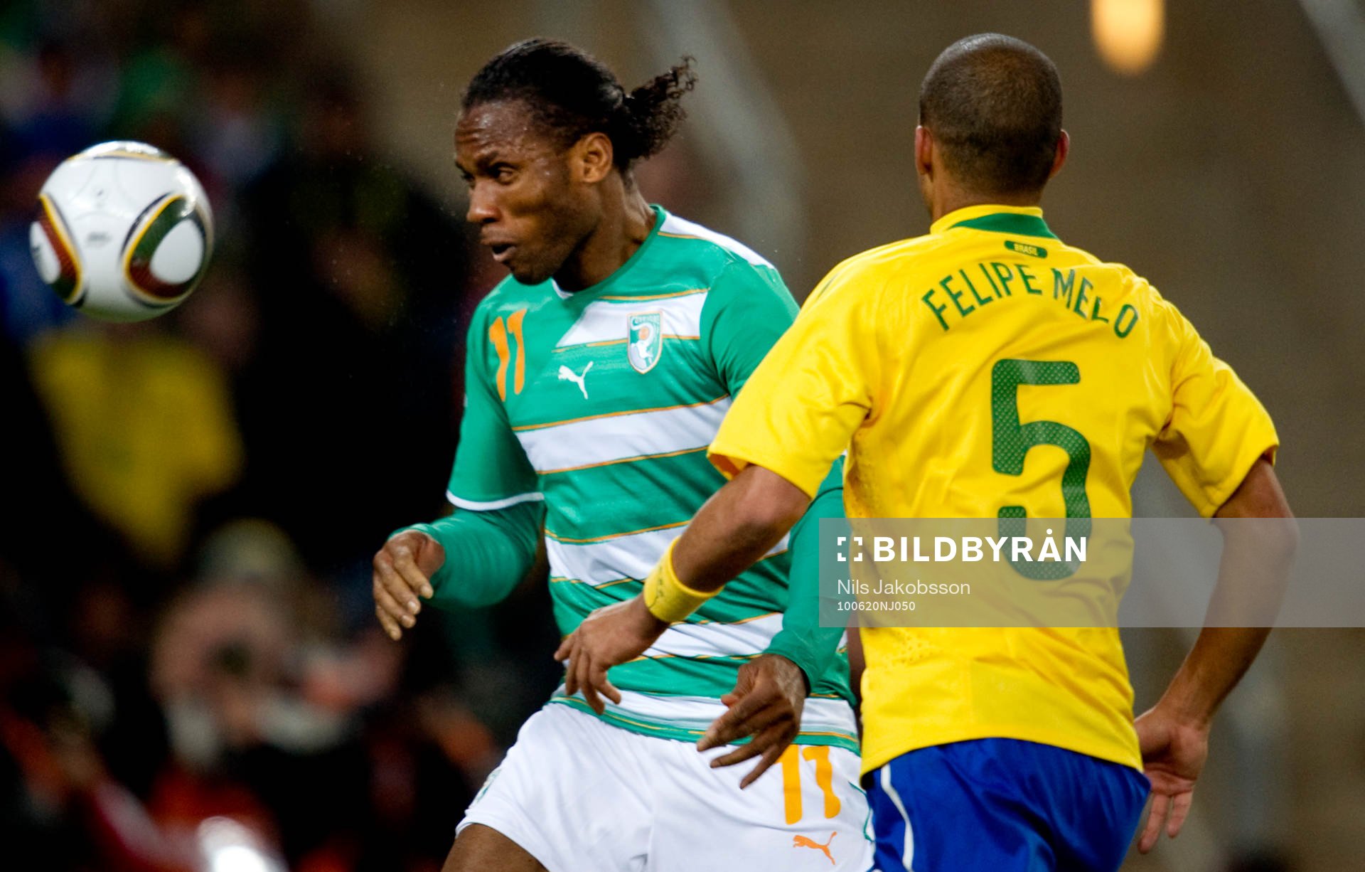 Didier Drogba nickar in 1-3