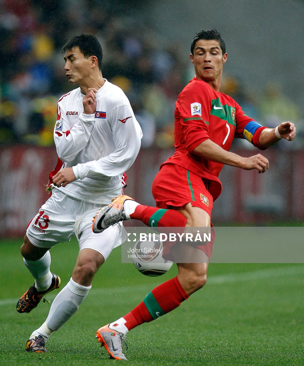 Chol Jin Pak, Nordkorea och Cristiano Ronaldo, Portugal