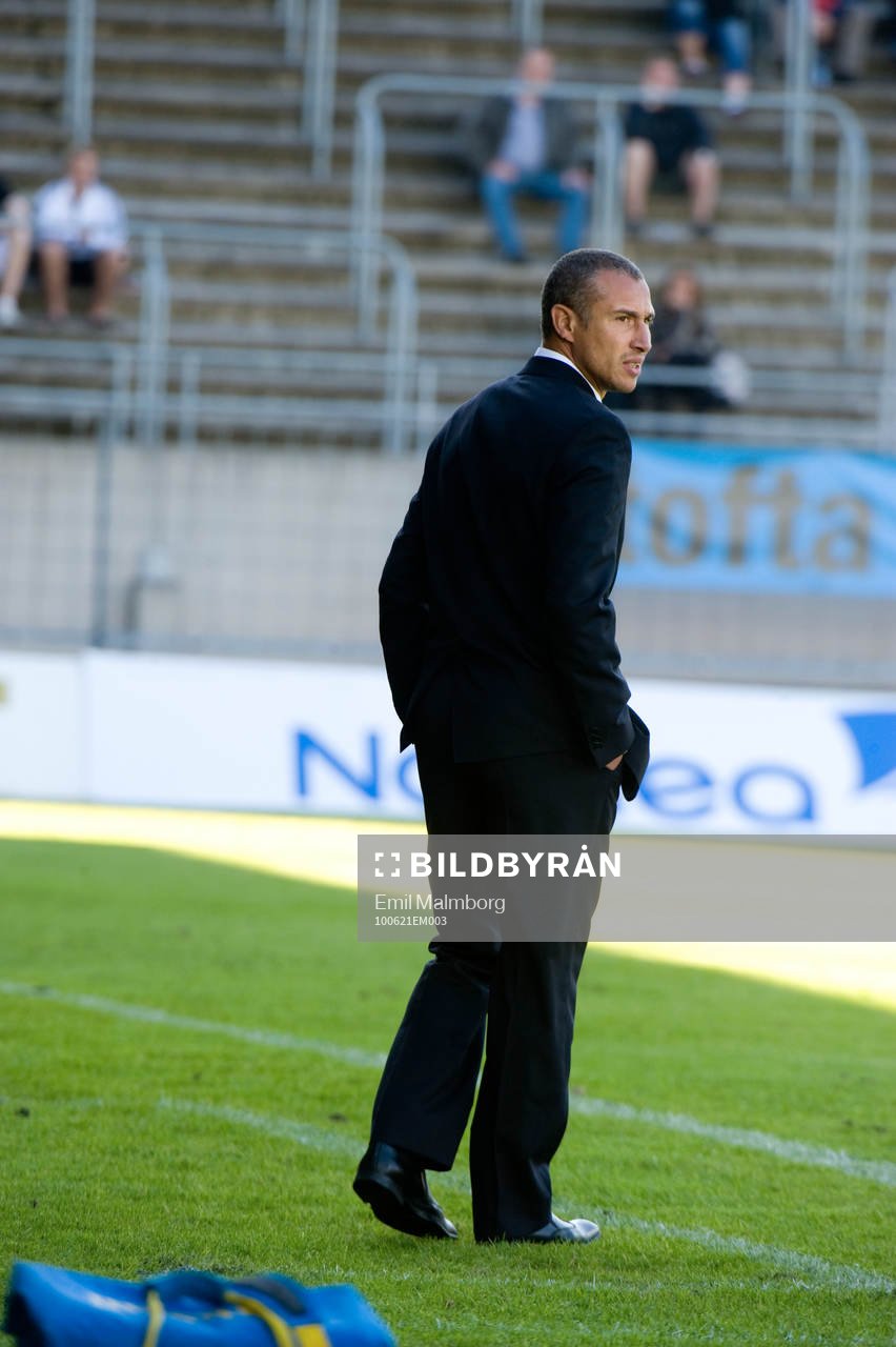 Henrik Larsson,  tränare