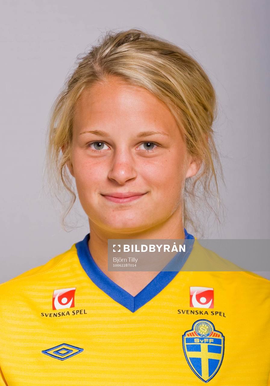 Elin Borg, Sverige
