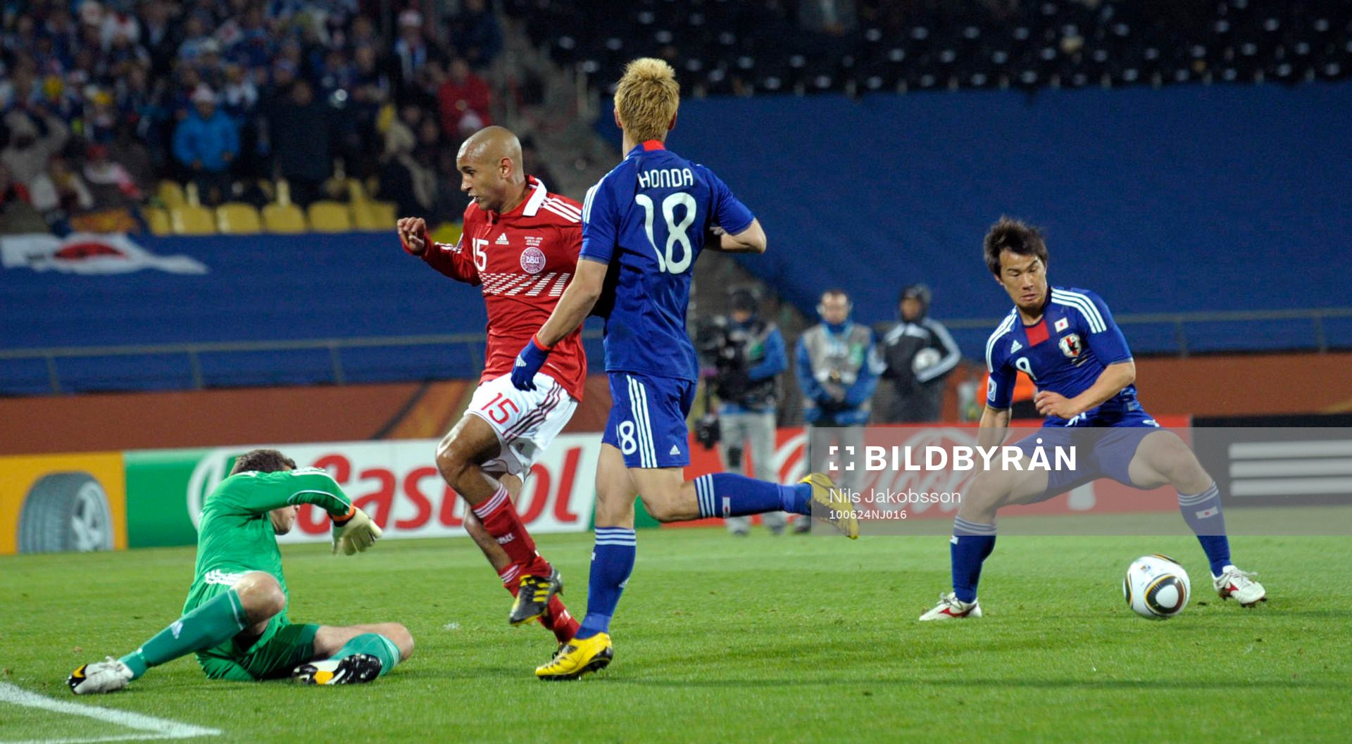 Daisuke Matsui, Japan, oroar danska försvaret